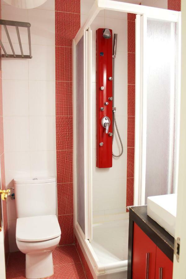 Chueca Apartamentos Noxi Madrid Exterior photo